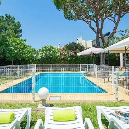 Villa Barrocas