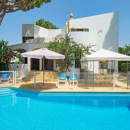 Villa Barrocas *
